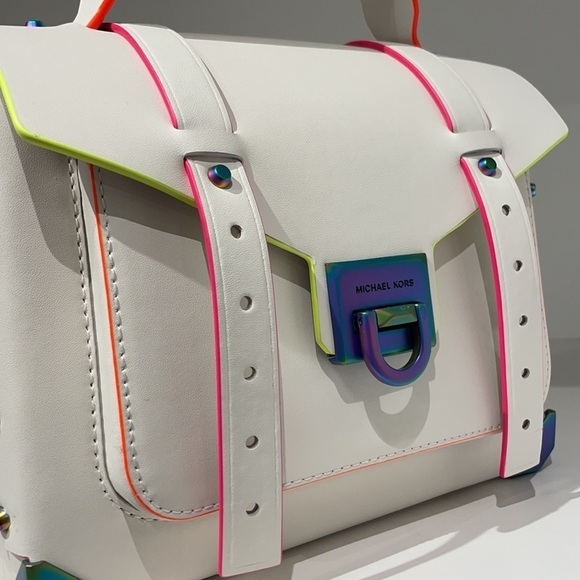 Michael Kors Manhattan contrast trim white satchel crossbody - Picture 5 of 12